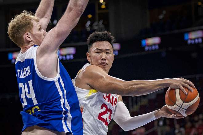 逆轉中國臺北隊 中國男籃世預賽兩連勝