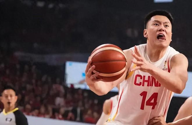 太硬瞭！9分11板+正負值全隊最高，球迷：慶功宴必須第一個動筷