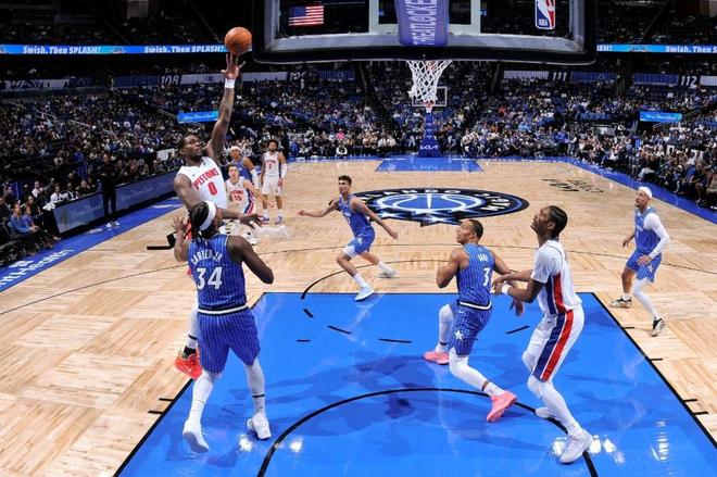 活塞力克魔術鞏固聯盟第一 坎寧安29+7+11完勝班凱羅24+11