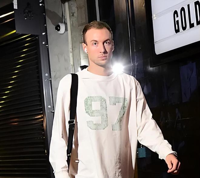 湖人2替補打成寶貝瞭！肯納德進攻太全面，克勒貝爾效果壓艾頓！